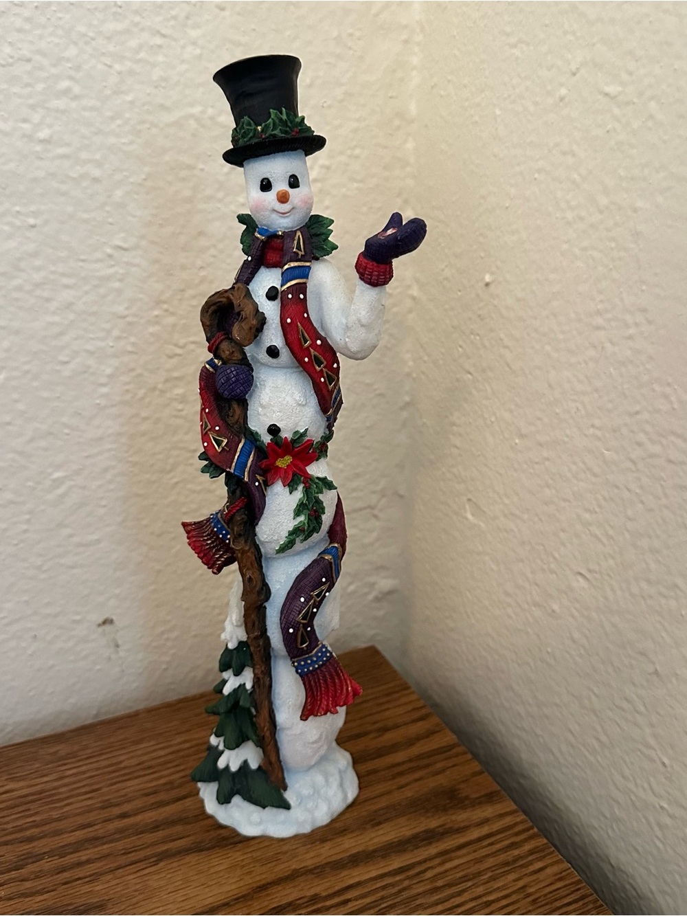 Lenox Santa Figurine 11.5 In Tall Christmas Decor